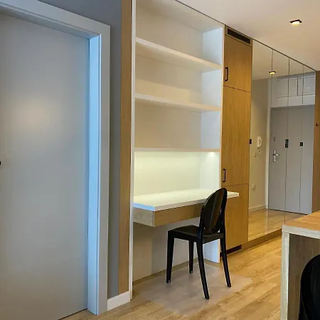 Golden Apartments/gd147 *